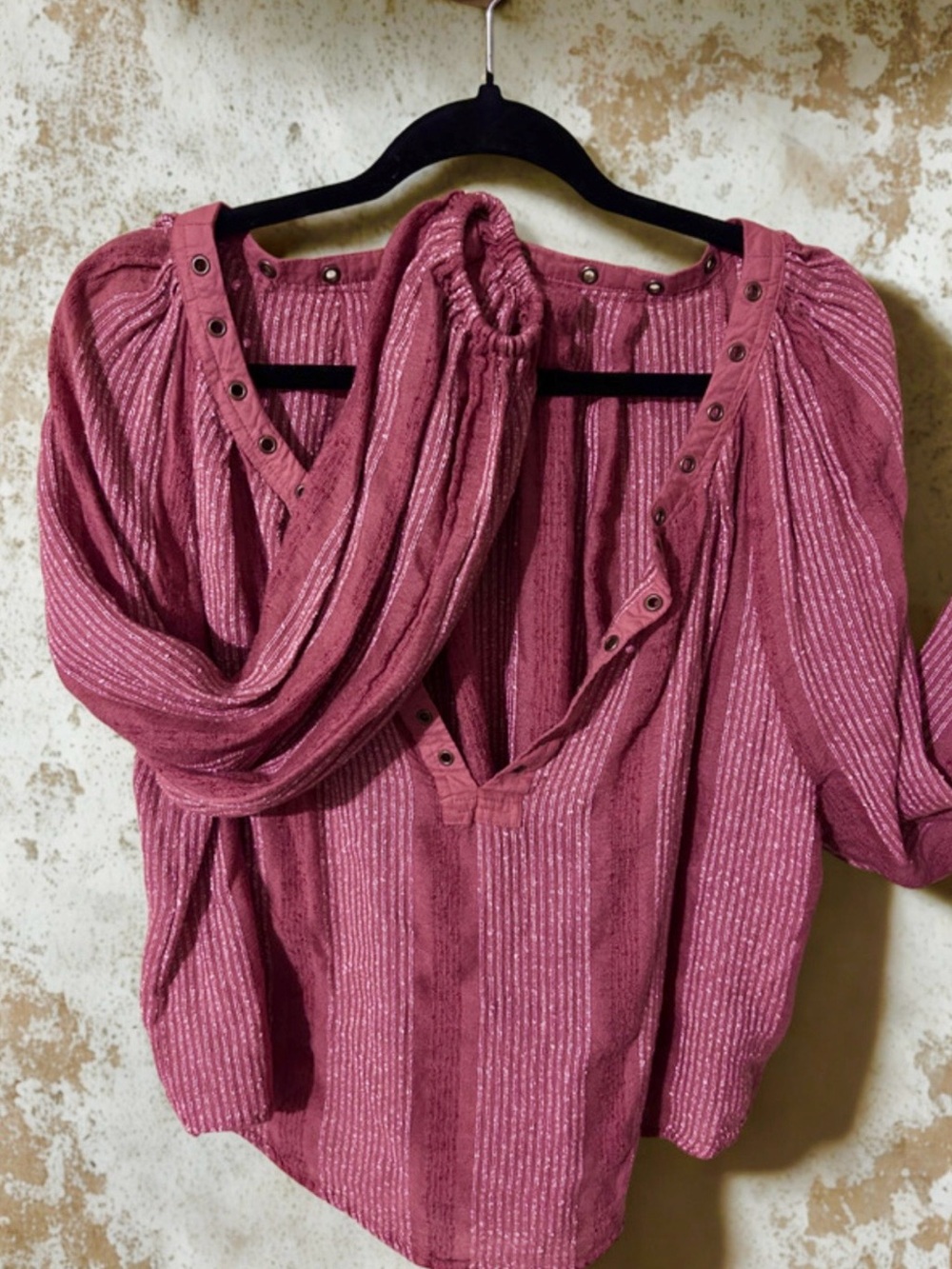 Free People Gypsy Pink V-Neck Button Accent Long Sleeve Top